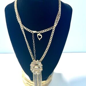 Beautiful long tassel necklace with large rhinestone pendant